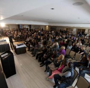 2011 Convegno marketing floreale e  dimostrazione sala congressi hotel Pineta Ruvo di Puglia